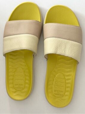 Sperry Plushwave Dock  Leather Slides Two-Tone Sand/Cream Men’s 11